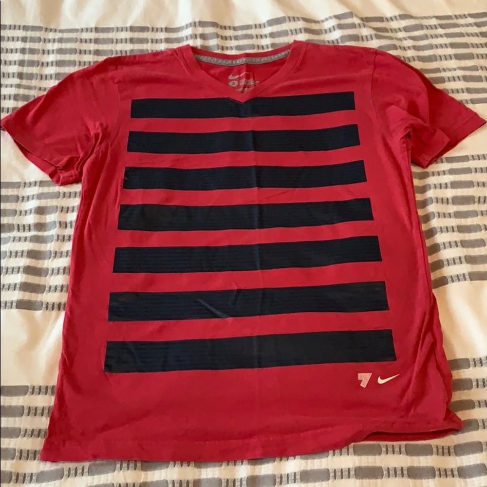 Nike Men’s workout shirt